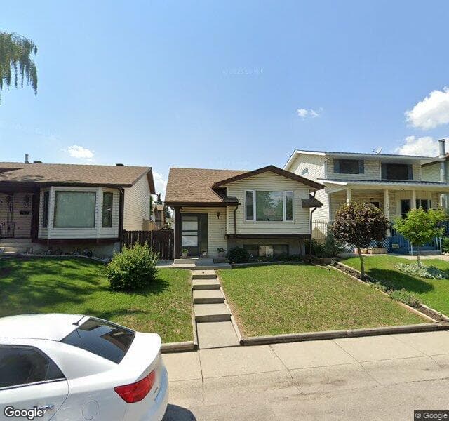 Street view of 39 Ogmoor Crescent SE, Calgary
