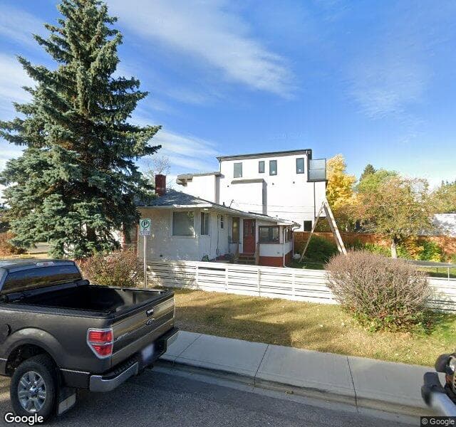 Street view of 625 26 Street NW, Calgary