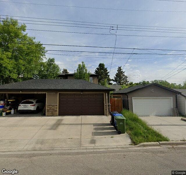 Street view of 631 21 Avenue NE, Calgary