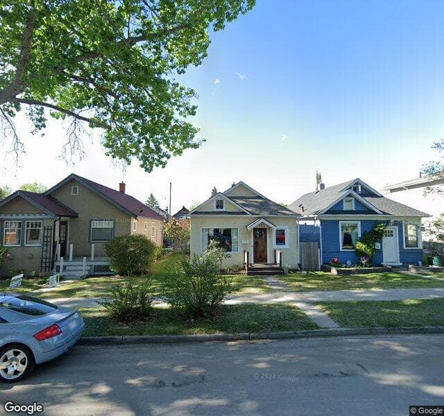 Street view of 815 22 Avenue SE, Calgary