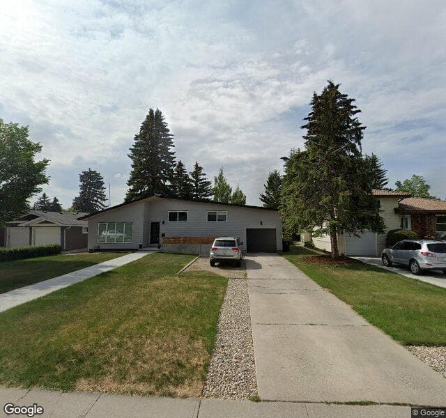 Street view of 177 Wildwood Drive SW, Calgary