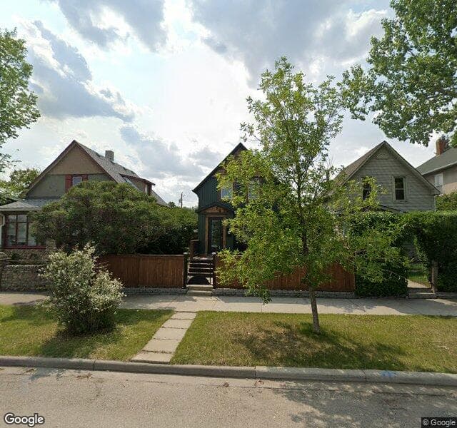 Street view of 1121 10 Street SE, Calgary