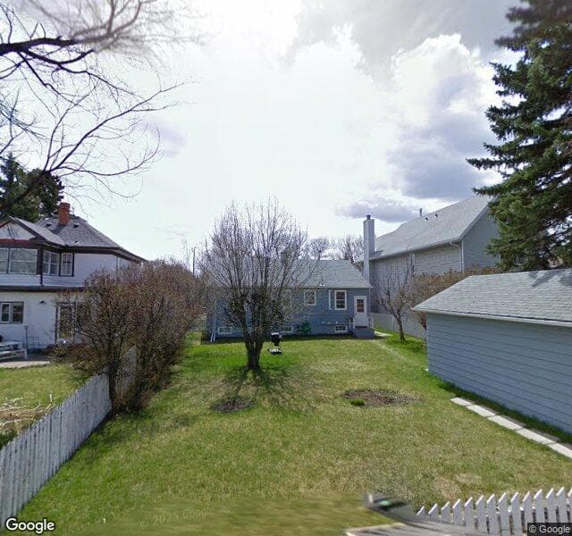 Street view of 606 18 Avenue NW, Calgary