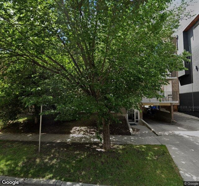 Street view of 204-823 19 Avenue SW, Calgary