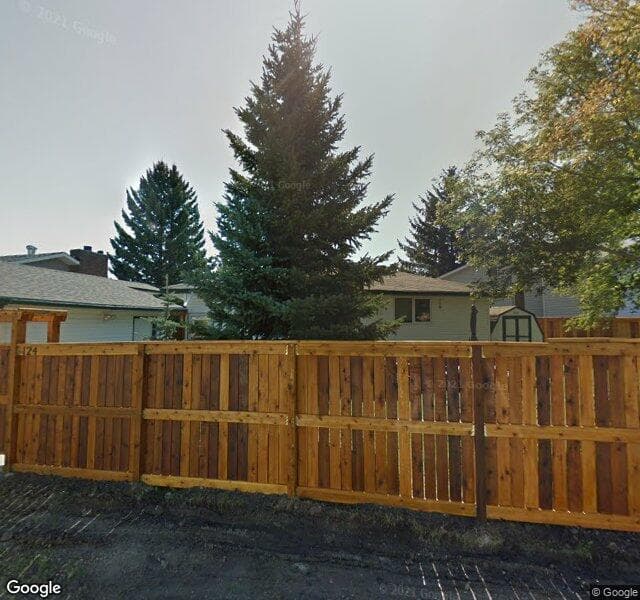 Street view of 124 Queen Anne Place SE, Calgary