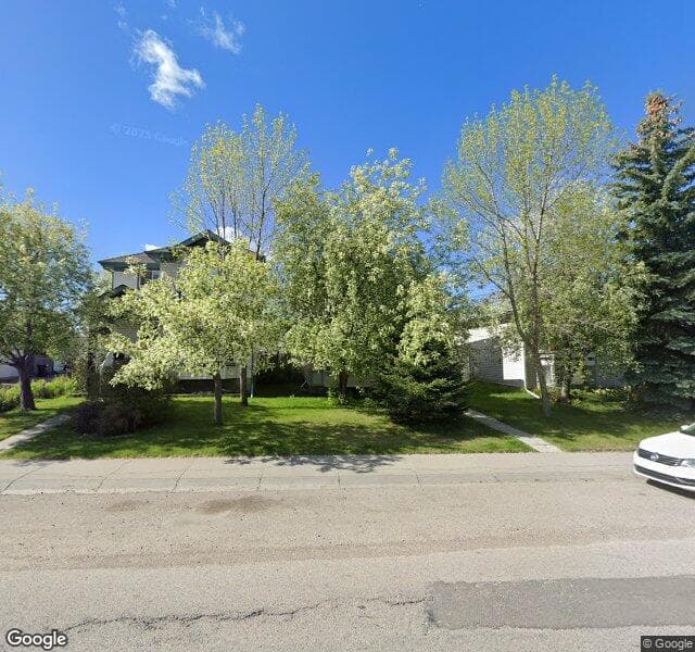 Street view of 1317 Somerside Drive SW, Calgary