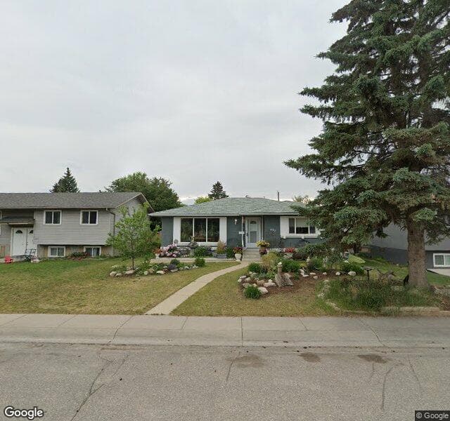 Street view of 471 Maidstone Drive NE, Calgary