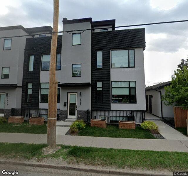 Street view of 471 28 Avenue NW, Calgary