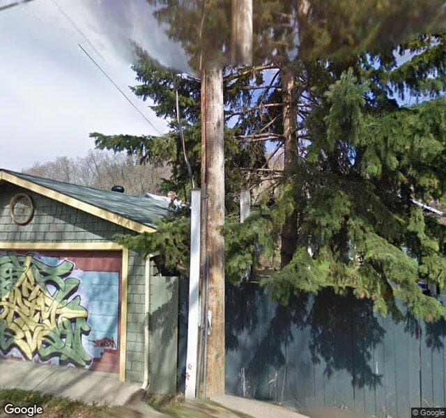 Street view of 647 3 Avenue NW, Calgary