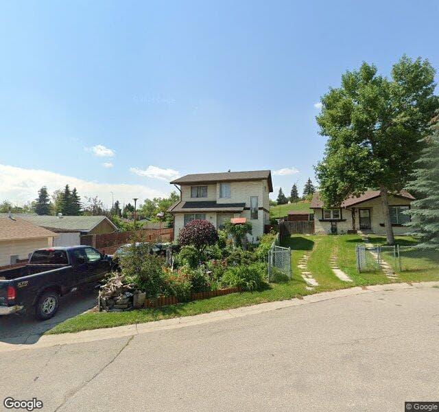 Street view of 104 Ogmoor Crescent SE, Calgary