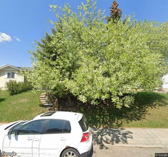 Street view of 412 Huntley Way NE, Calgary