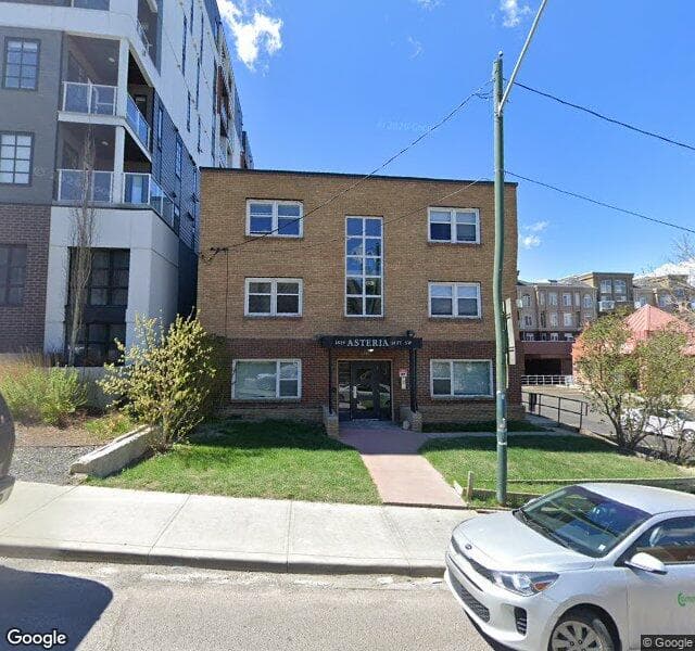 Street view of 5-1819 14 Street SW, Calgary