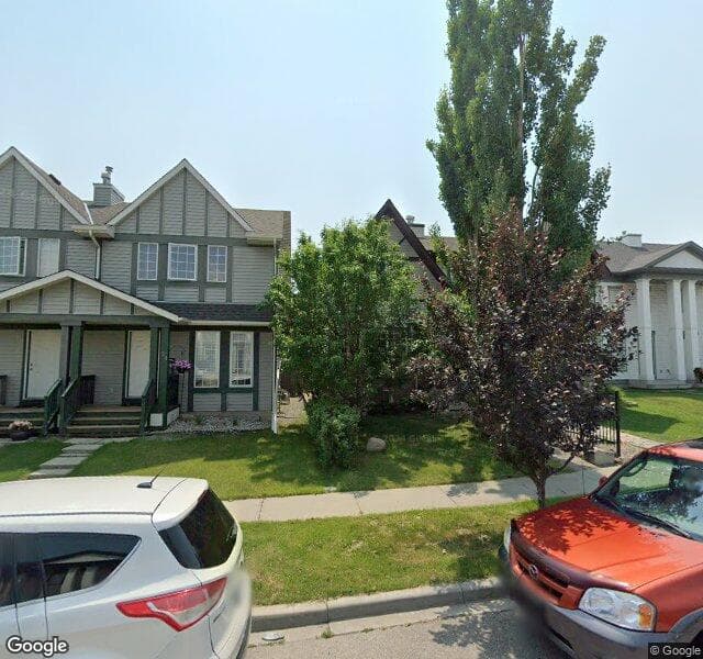 Street view of 25 Elgin Mews SE, Calgary
