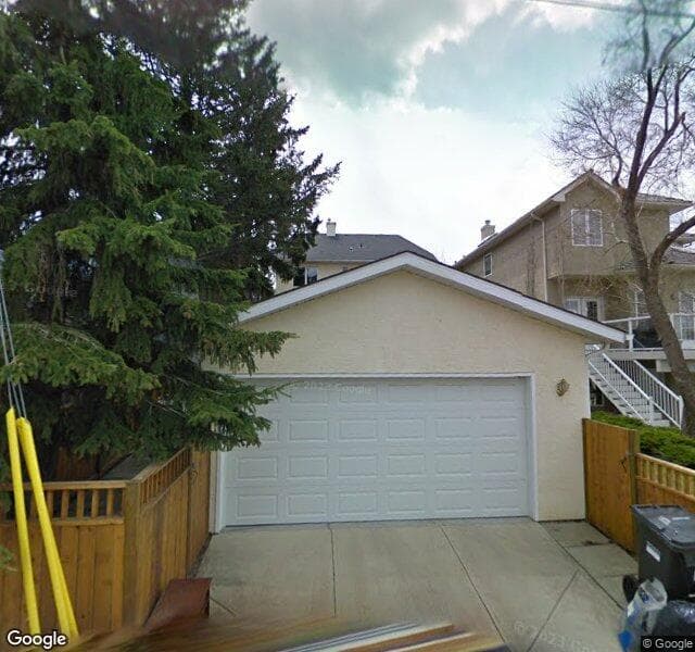 Street view of 658 29 Avenue NW, Calgary