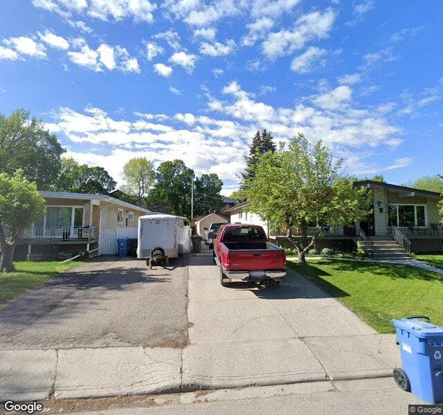 Street view of 431 26 Avenue NE, Calgary