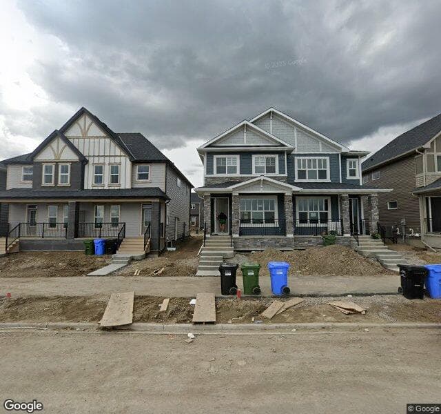Street view of 1021 Creekview Drive SW, Calgary