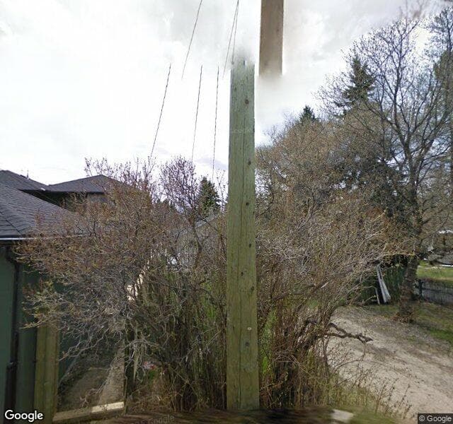 Street view of 710 20 Avenue NW, Calgary