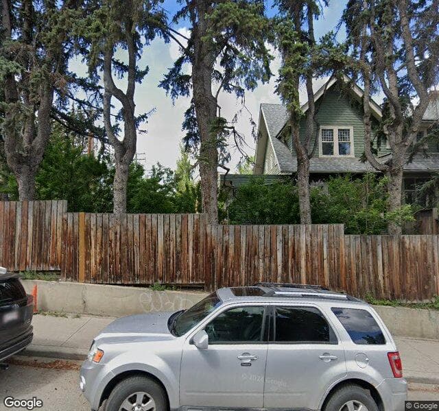 Street view of 1905 10 Street SW, Calgary