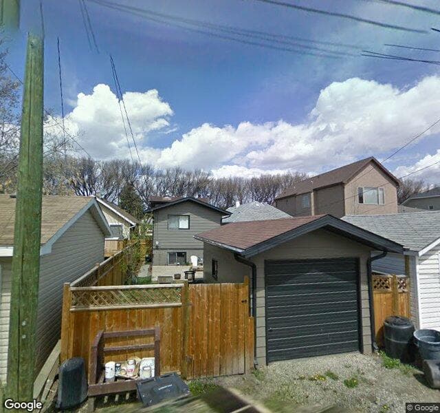 Street view of 525 19 Avenue NW, Calgary