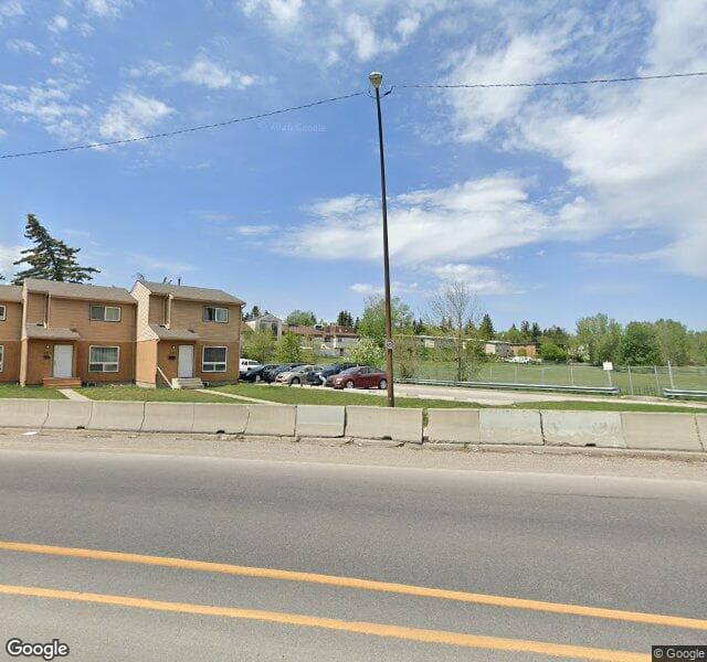 Street view of 360 40 Avenue NW, Calgary