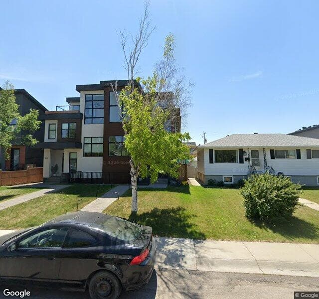 Street view of 819 20A Avenue NE, Calgary