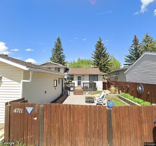 Street view of 4711 44 Avenue NE, Calgary