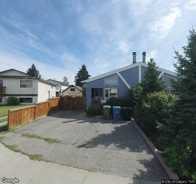 Street view of 614 40 Street SE, Calgary