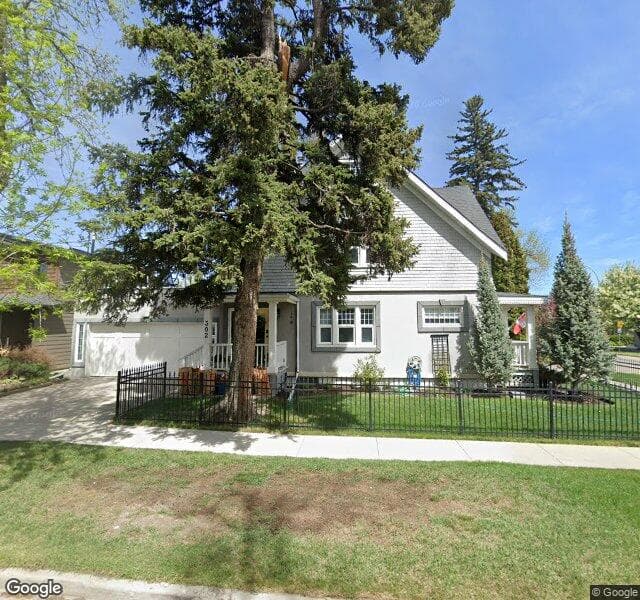 Street view of 302 18 Avenue NW, Calgary