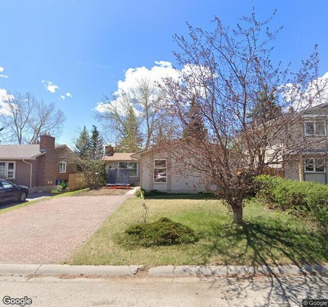 Street view of 5531 Dalhart Hill NW, Calgary
