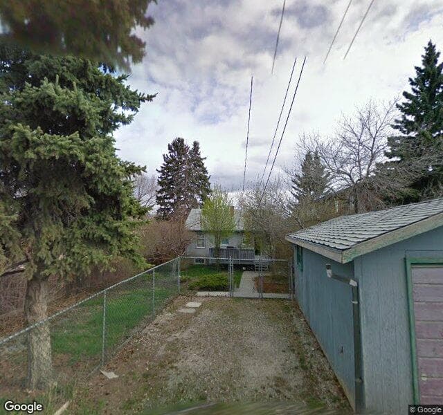 Street view of 209 26 Avenue NE, Calgary