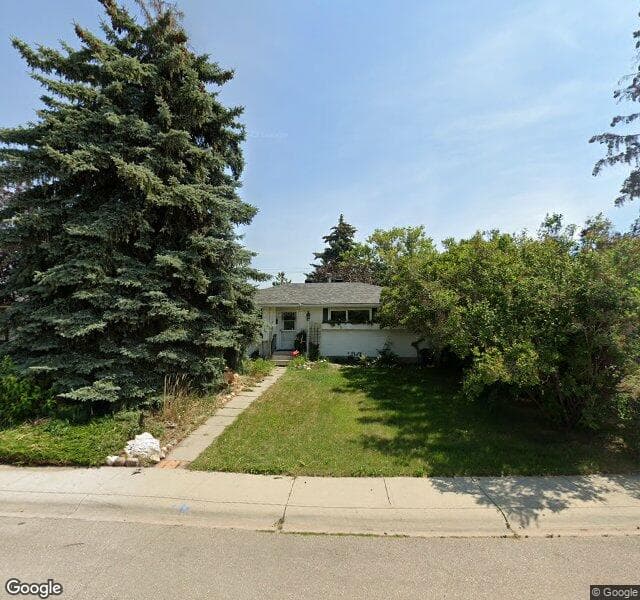 Street view of 32 Harrow Place SW, Calgary