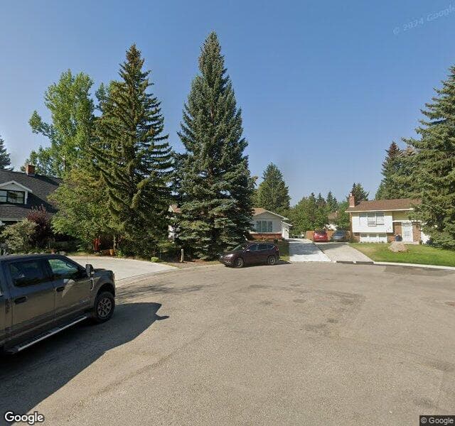 Street view of 220 Oakwood Place SW, Calgary