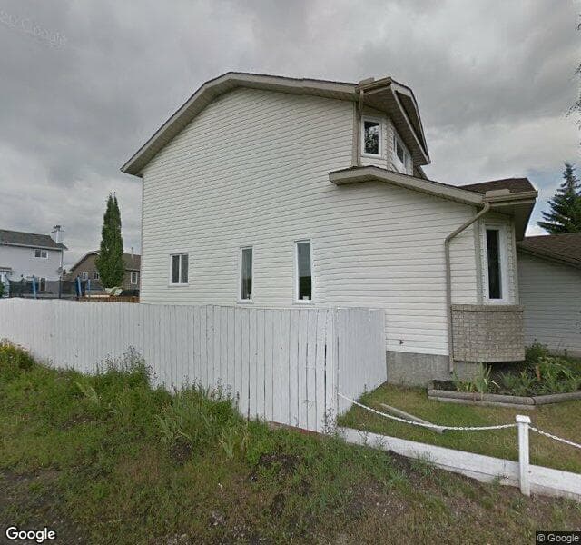 Street view of 41 Sunvista Crescent SE, Calgary