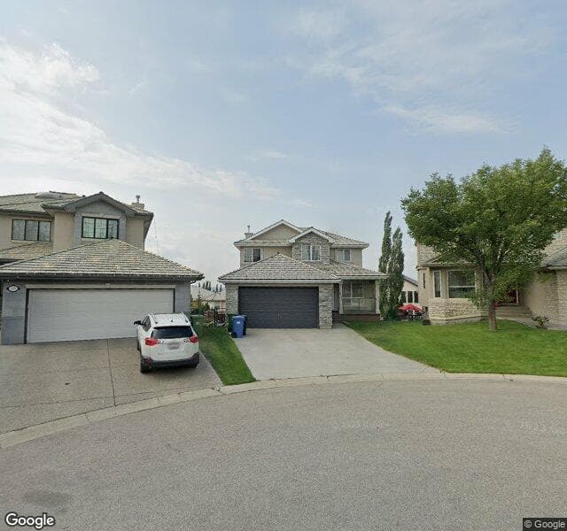 Street view of 515 Royal Crest Bay NW, Calgary