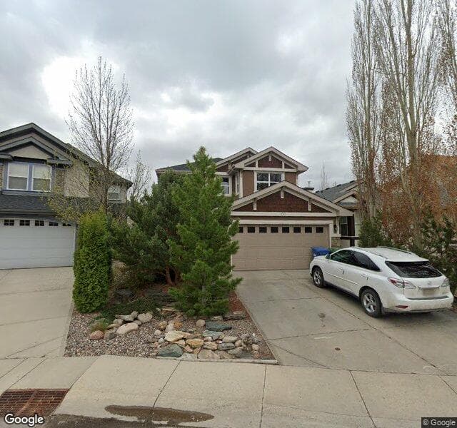 Street view of 100 Everwillow Park SW, Calgary