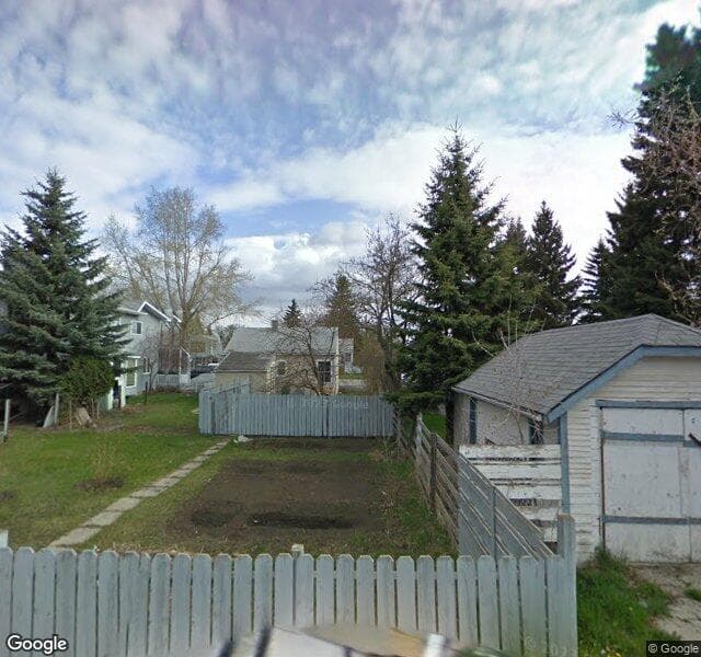 Street view of 257 22 Avenue NE, Calgary
