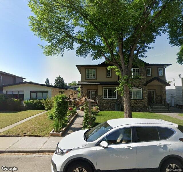 Street view of 417 35 Avenue NW, Calgary