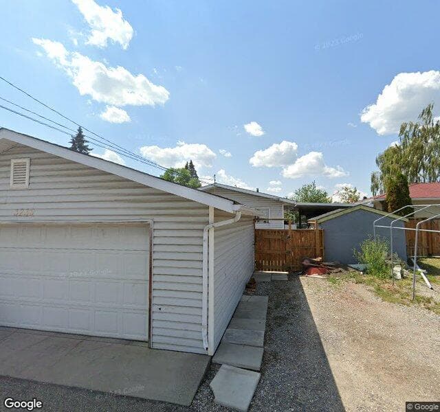 Street view of 3235 Rae Crescent SE, Calgary