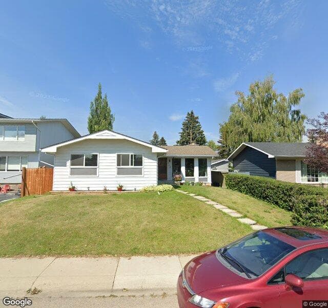 Street view of 230 Wascana Crescent SE, Calgary