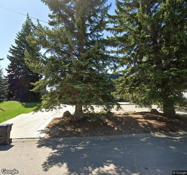Street view of 135 Quesnell Crescent NW, Edmonton