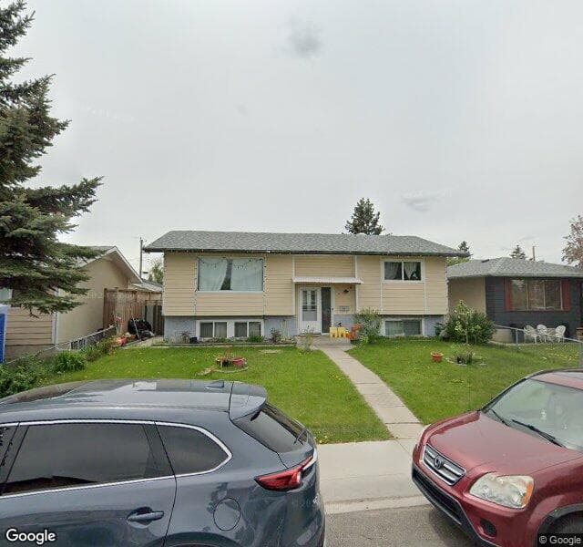 Street view of 415 Penbrooke Crescent SE, Calgary