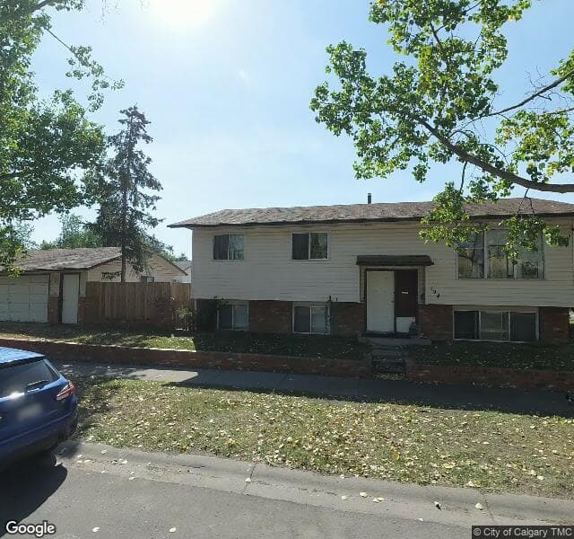 Street view of 124 Ranchero Rise NW, Calgary