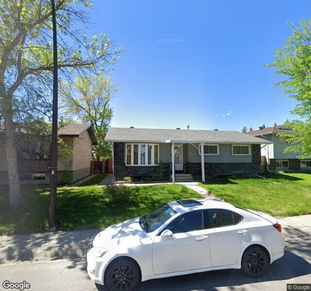 Street view of 5003 Rundleview Road NE, Calgary