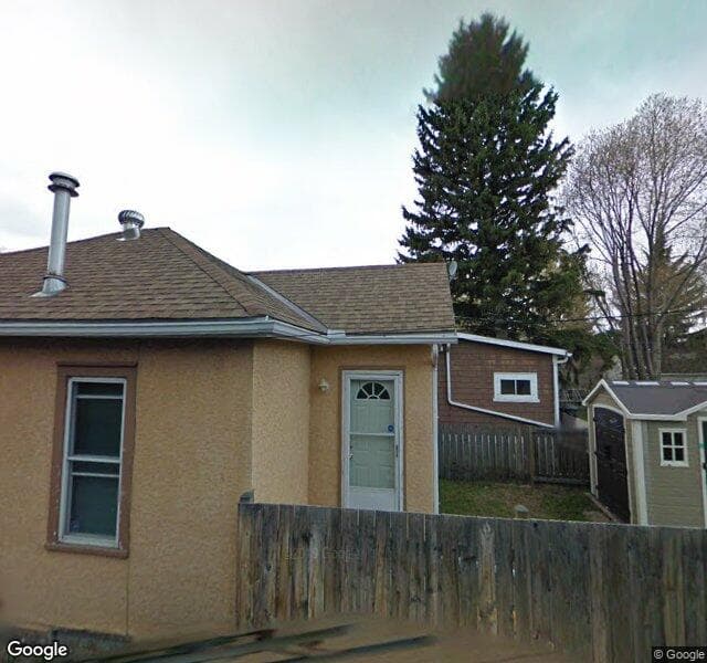 Street view of 324 28 Avenue NE, Calgary