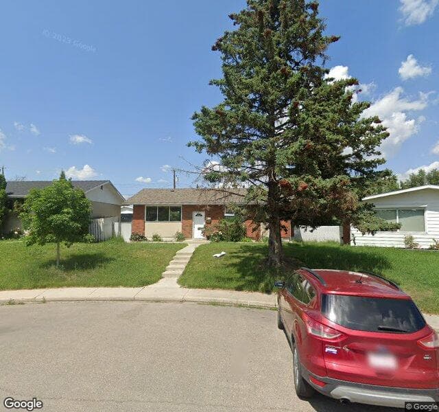 Street view of 944 Raynard Crescent SE, Calgary