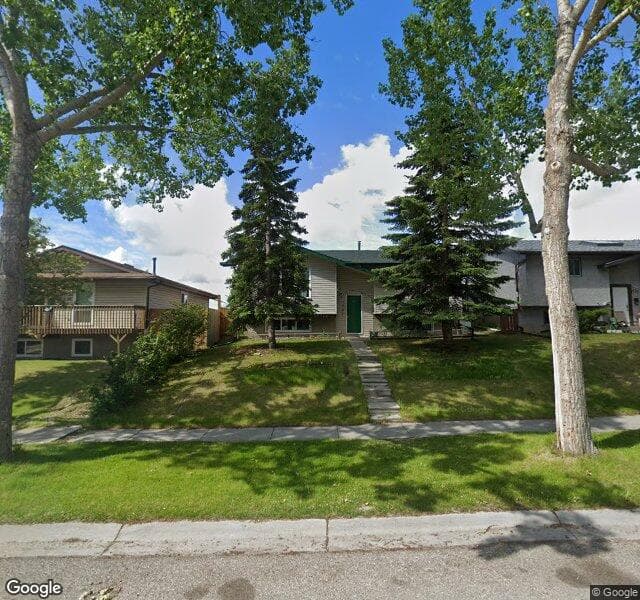 Street view of 1427 Ranchlands Way NW, Calgary
