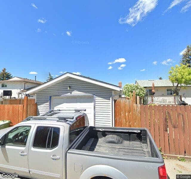 Street view of 440 Rundlelawn Way NE, Calgary