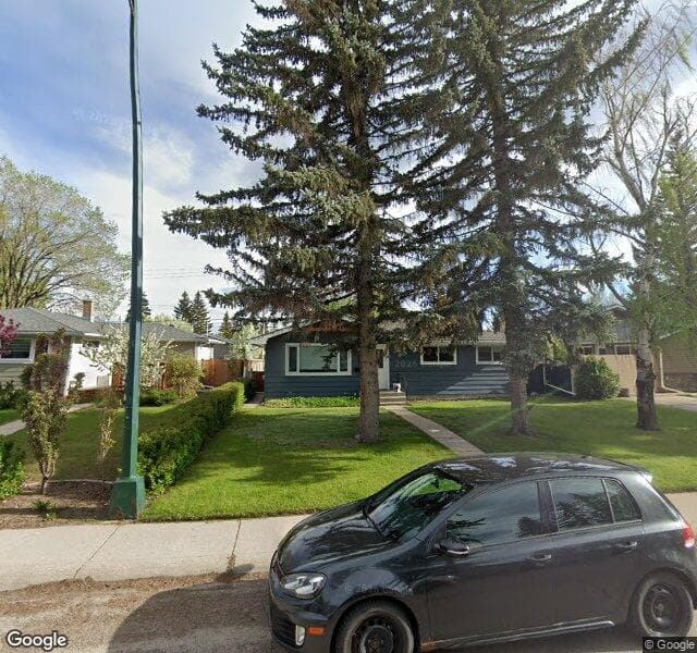 Street view of 827 94 Avenue SW, Calgary