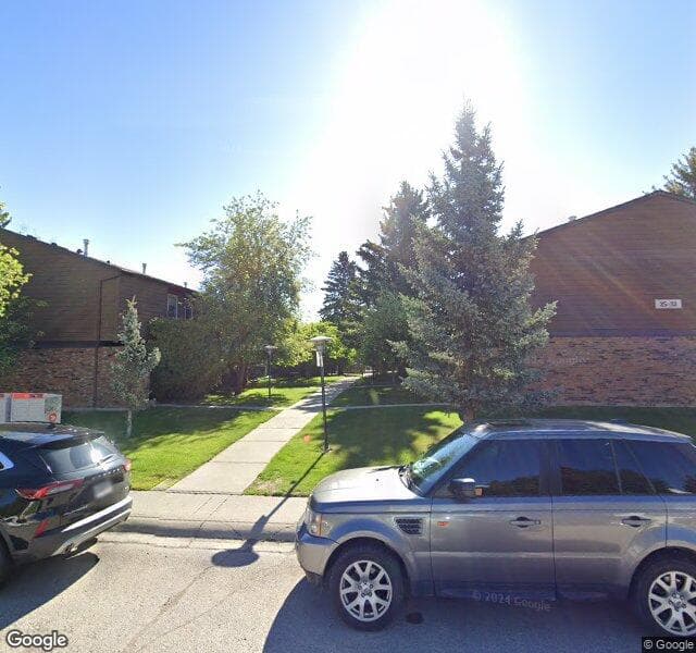 Street view of 40-287 Southampton Drive SW, Calgary