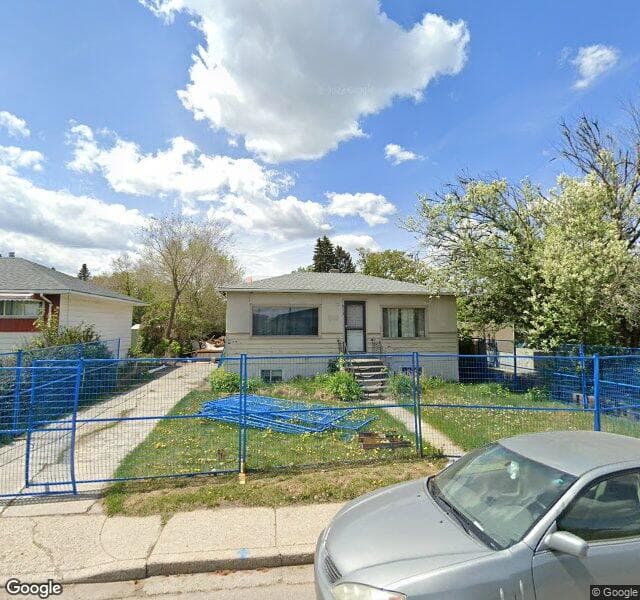 Street view of 3-913 38 Street SW, Calgary